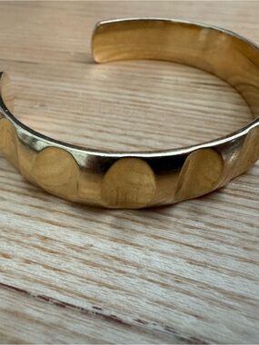 Tiffany 18k Scalloped Cuff Bracelet - Pablo Picasso collection